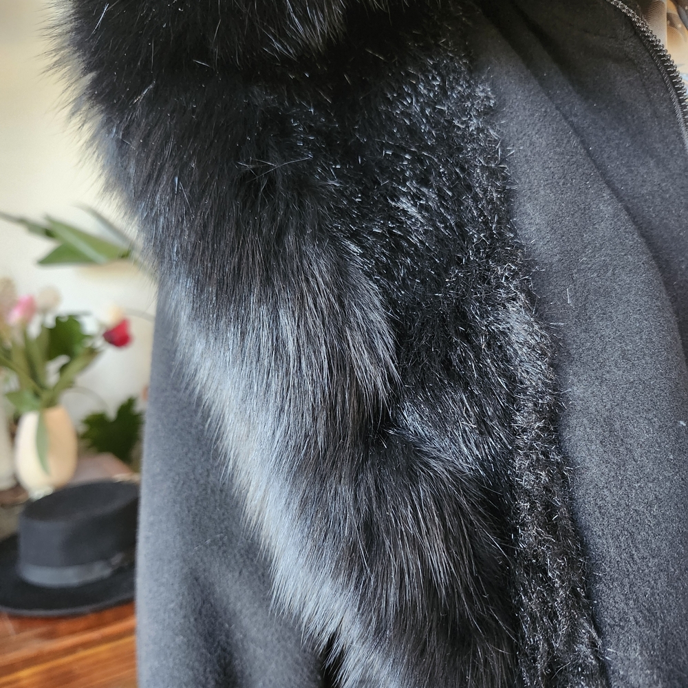 SAGA 80s 90s VINTAGE Elegant Black Fox Fur-Trimmed Women's Coat Cashmere WOOL Lg - Picture 7 of 16